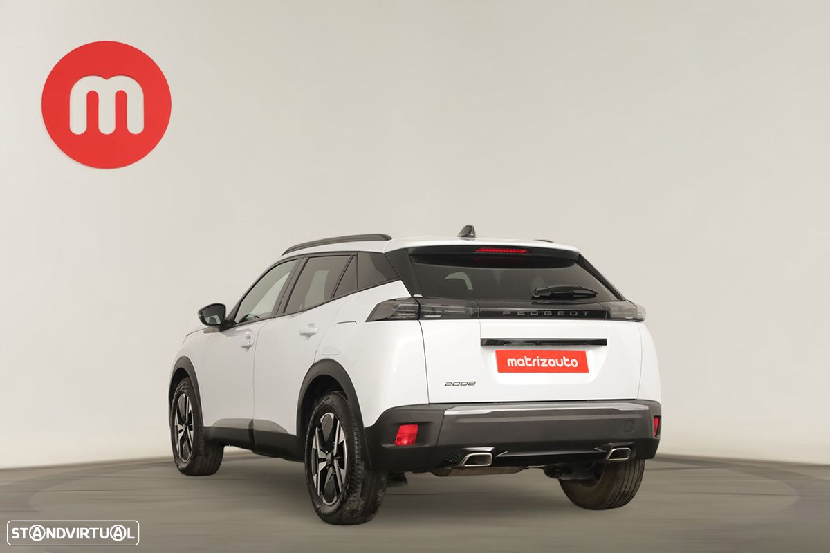 Peugeot 2008 1.2 PureTech Allure EAT8 - 3