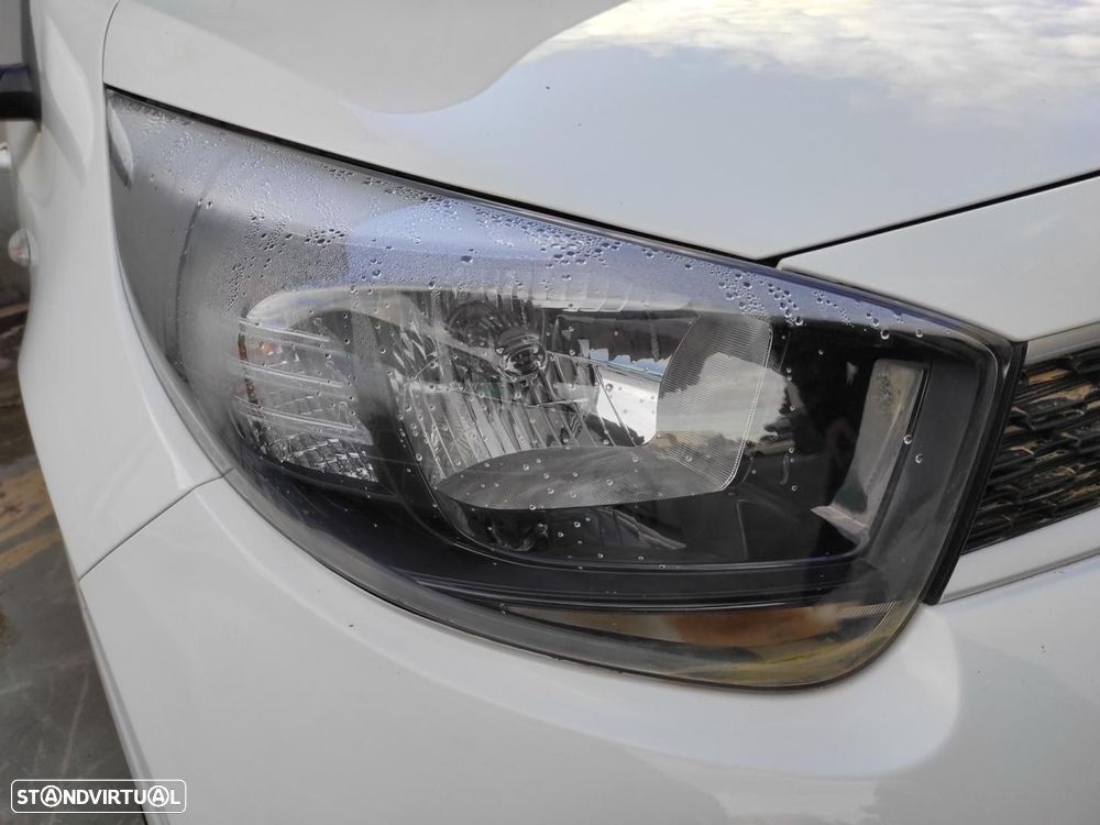 FAROL DIREITO KIA PICANTO JA - 1