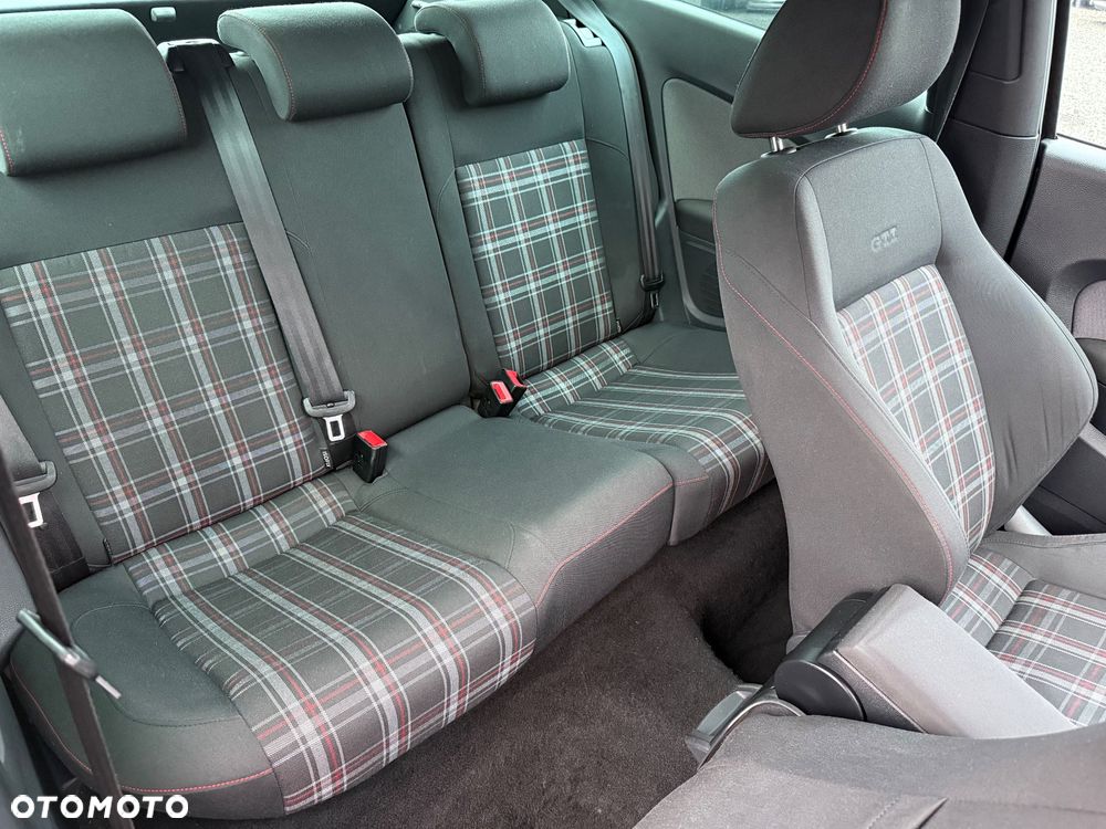 Volkswagen Polo 1.4 TSI GTI DSG - 20