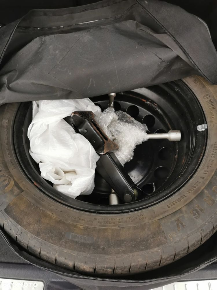 Toyota Avensis 1.8 VVT-i Combi - 19