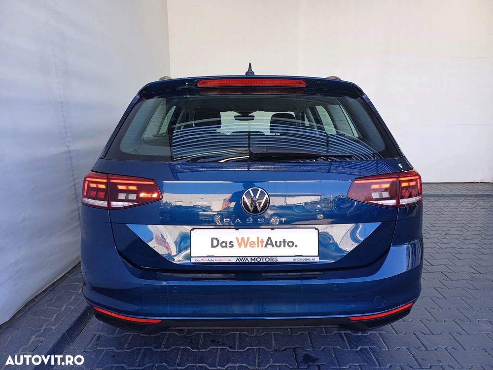 Volkswagen Passat 2.0 TDI DSG Comfortline - 31
