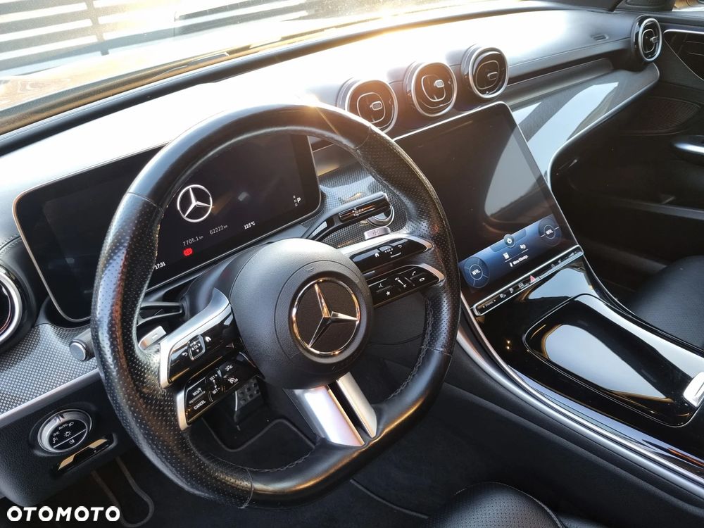 Mercedes-Benz Klasa C 300 e PHEV AMG - 31