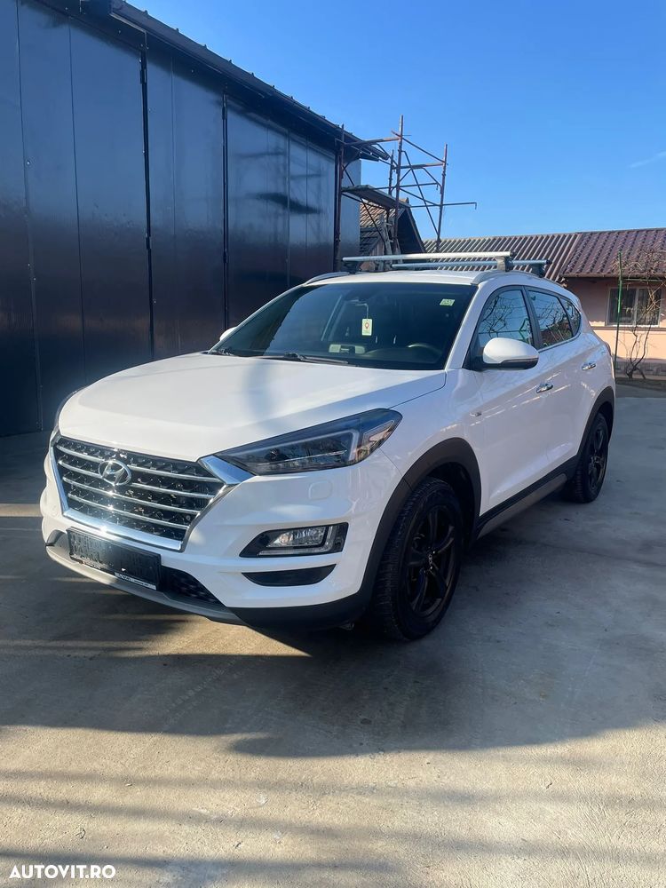 Hyundai Tucson 2.0 CRDI 4WD Automatik Style - 1
