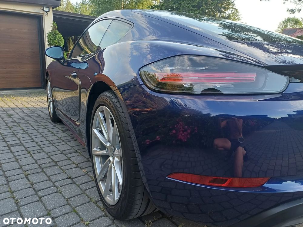 Porsche 718 Cayman GPF PDK - 10