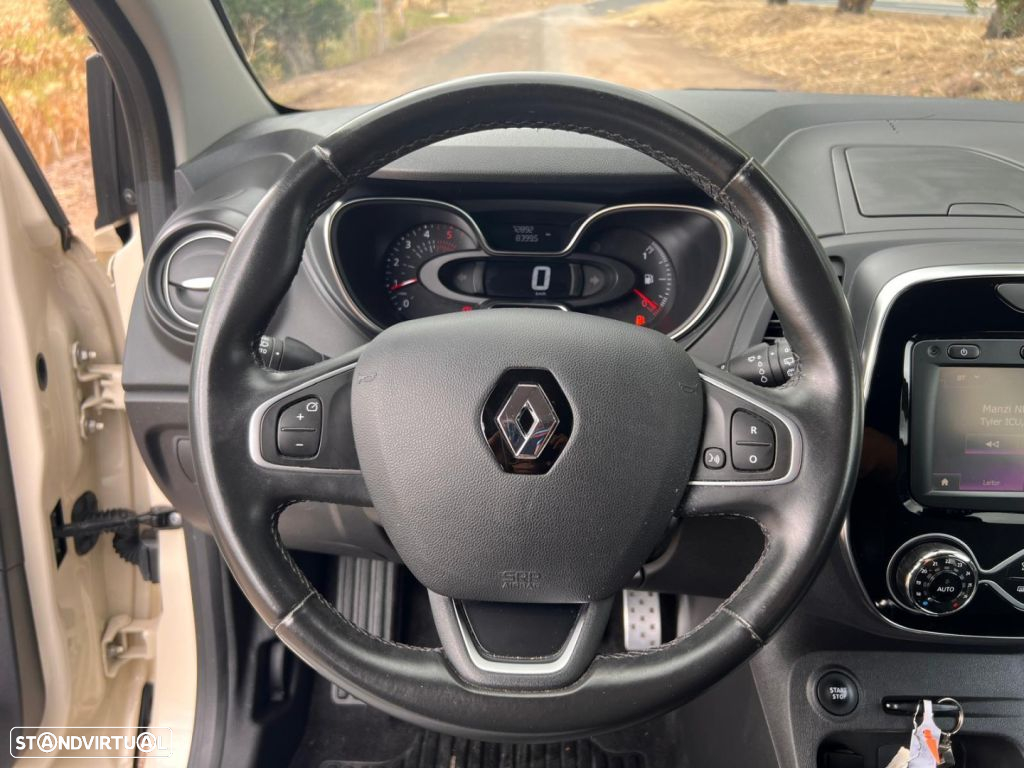 Renault Captur 1.5 dCi Exclusive - 22