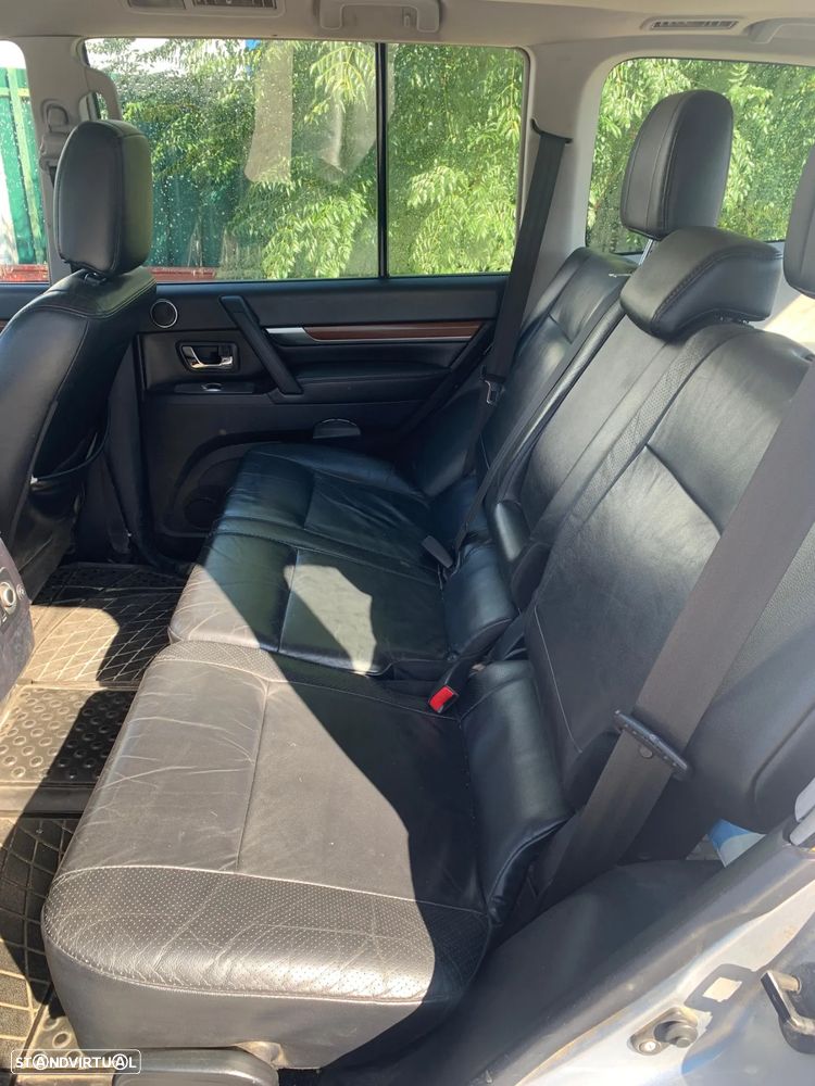 Mitsubishi Pajero 3.8 V6 Auto Instyle - 5