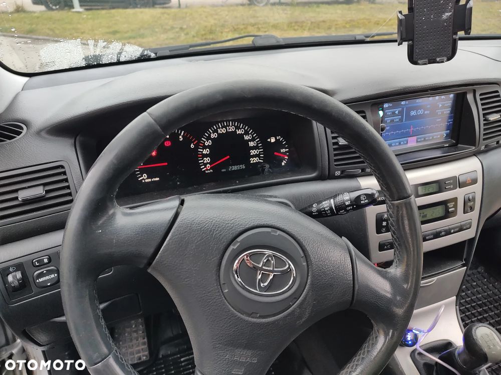 Toyota Corolla 2.0 D-4D Base Polaris - 9