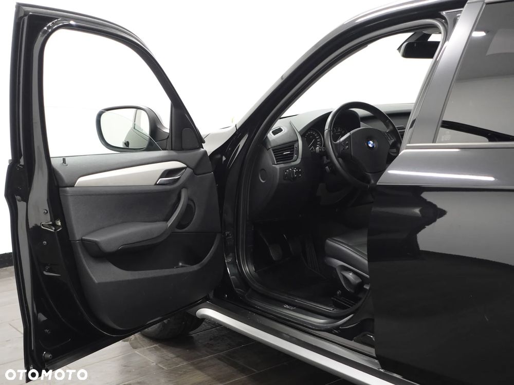 BMW X1 xDrive20i - 17