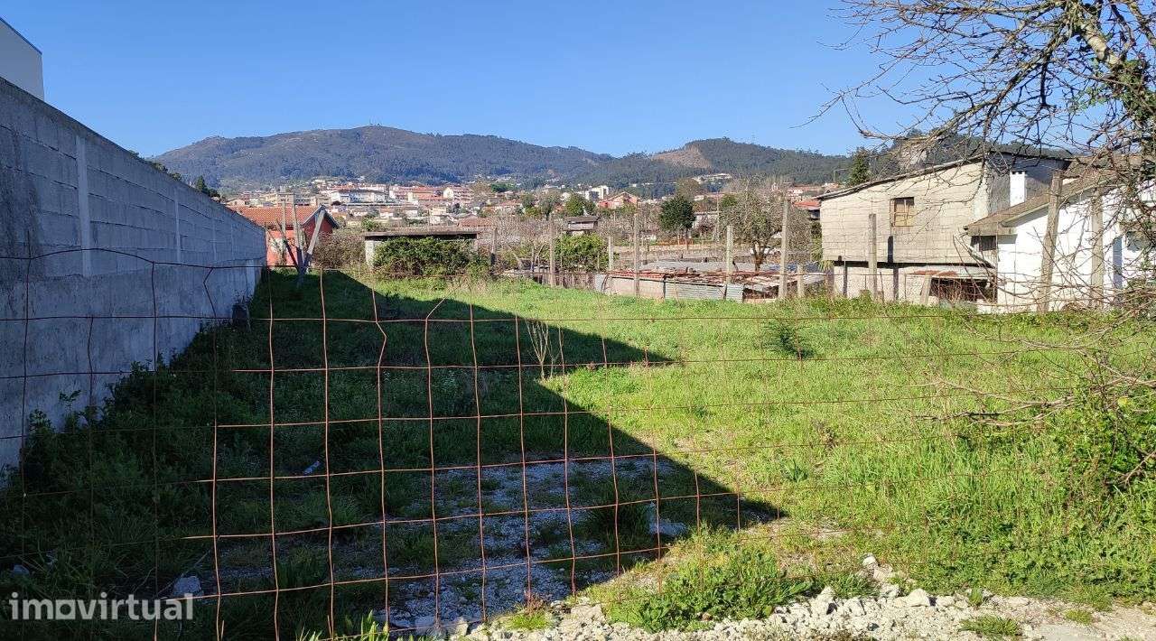 Terreno para construção em Ferreiros, Amares - Grande imagem: 2/8