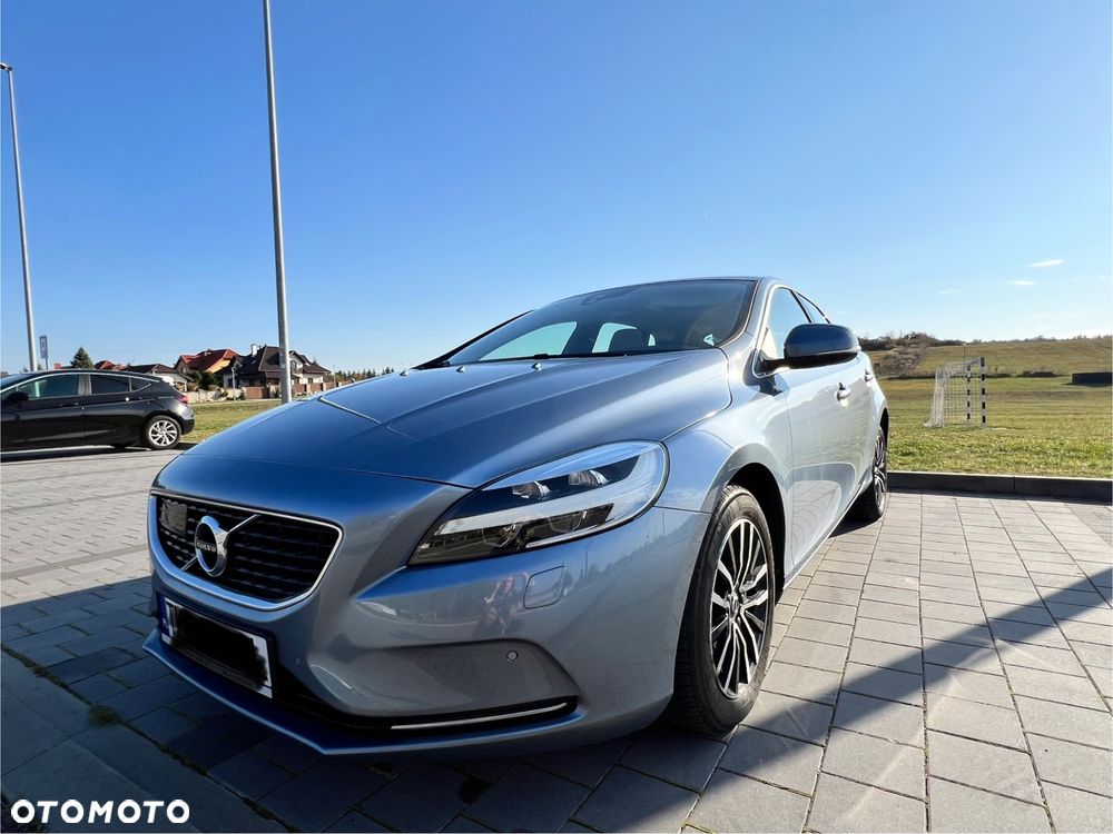 Volvo V40 - 1