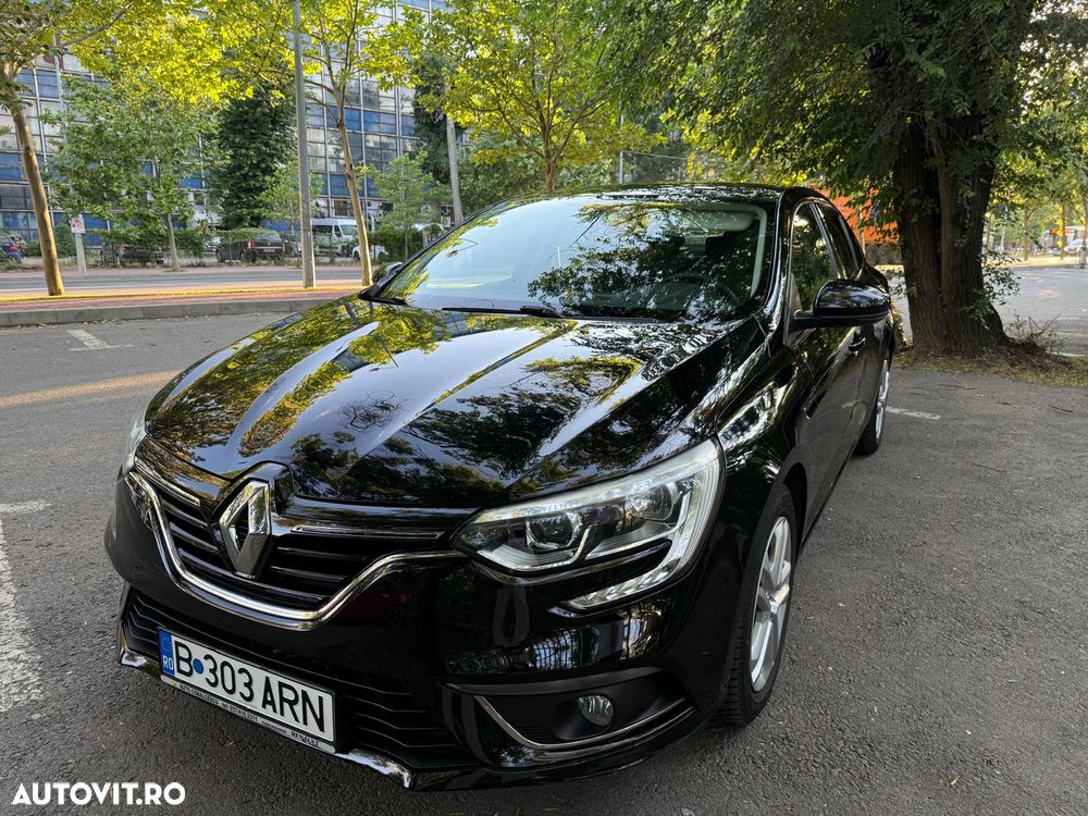 Renault Megane TCE GPF Life - 1