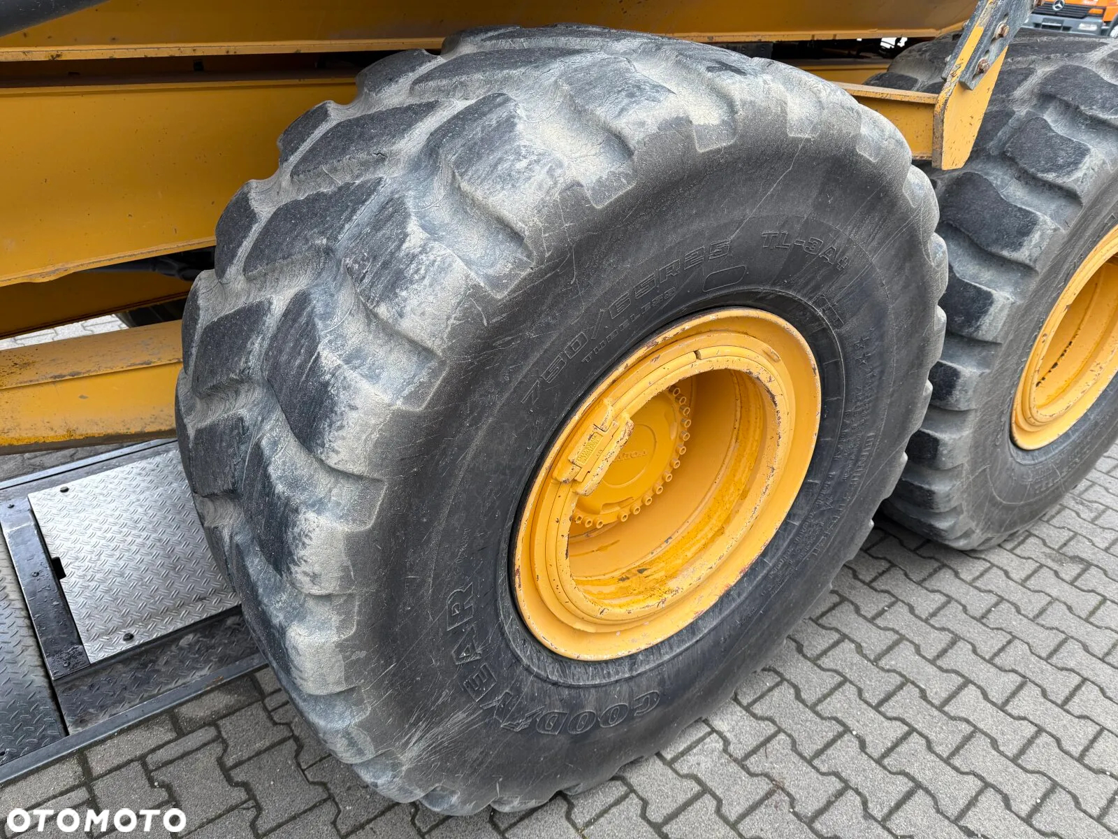 Volvo A25G 6x6 WOZIDŁO - 35