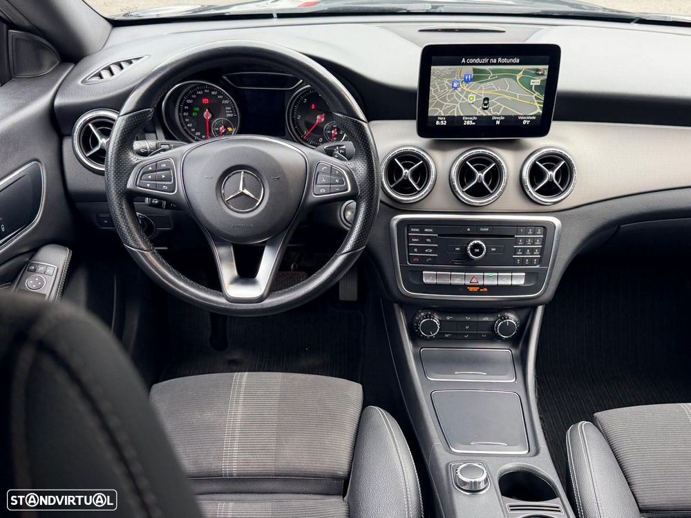 Mercedes-Benz CLA 180 d 7G-DCT Urban - 20