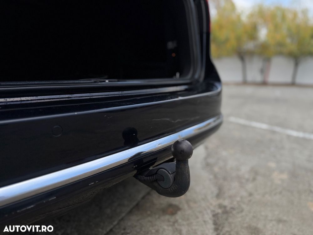 Volkswagen Passat Variant 2.0 TDI DSG BlueMotion Technology R-Line - 35