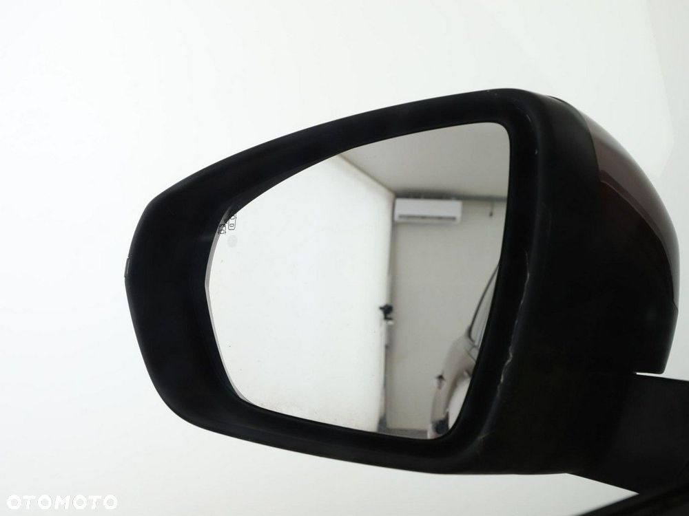 Peugeot 3008 1.2 PureTech Allure S&S EAT8 - 39