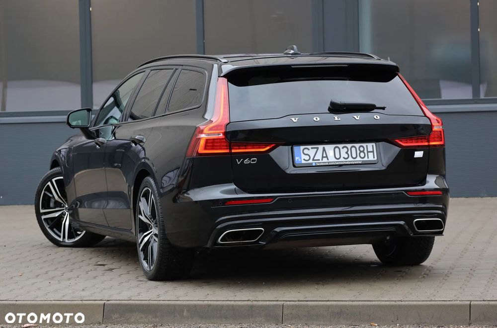 Volvo V60 T6 AWD Recharge Geartronic RDesign - 5