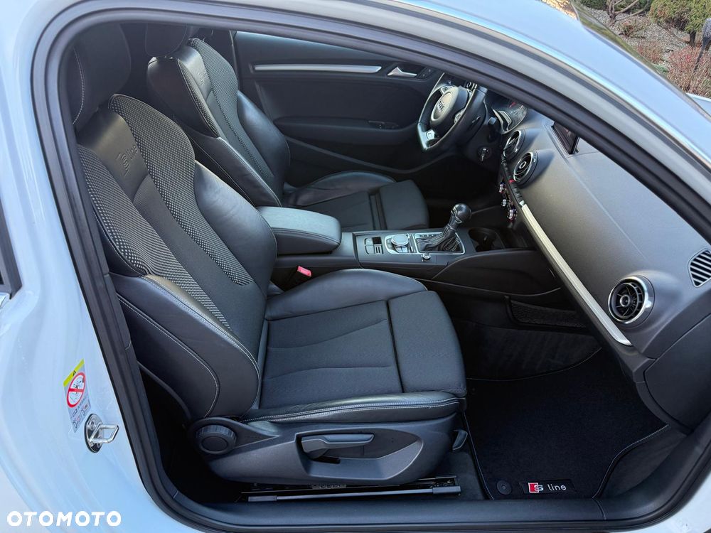 Audi A3 3-drzwiowe 2.0 TDI S tronic S line Sportpaket - 31