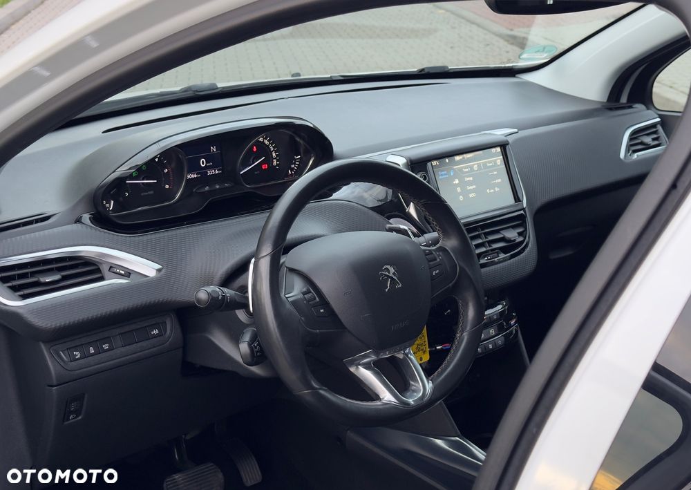 Peugeot 2008 e-HDi FAP 92 ETG6 STOP & START Allure - 10
