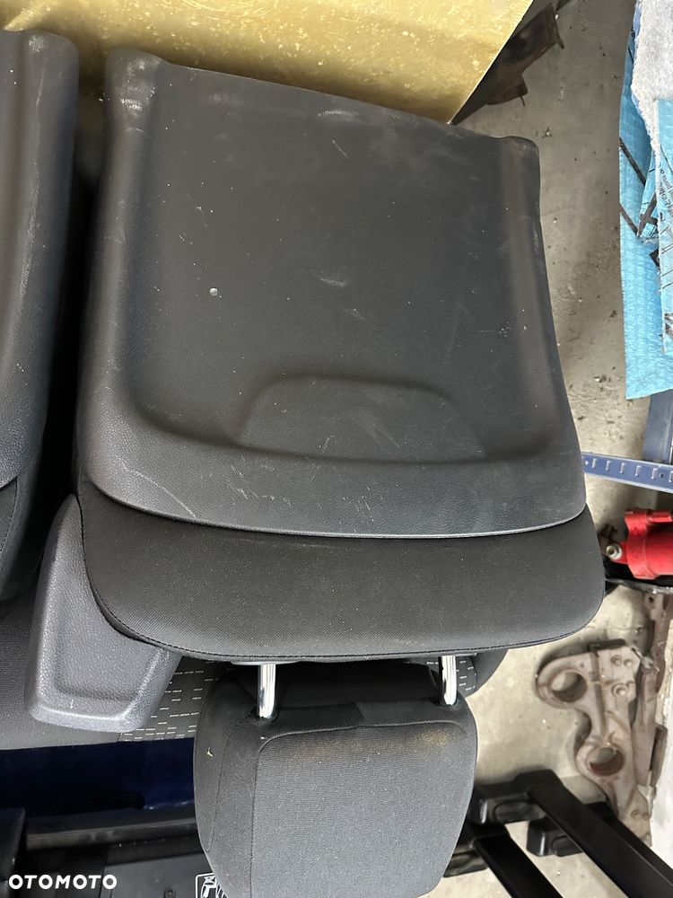 Mercedes 447 metris fotel comfort kanapa ławka  trójka 2+1 koziołek  kanapa EQV v klasa Vito - 6