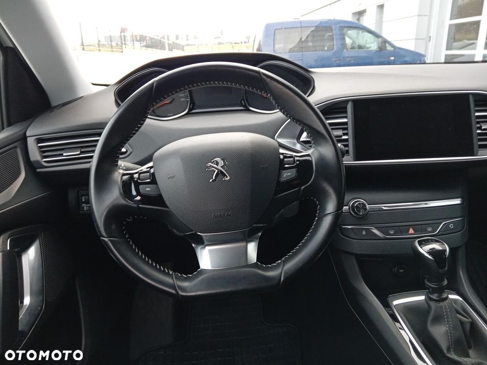 Peugeot 308 - 16