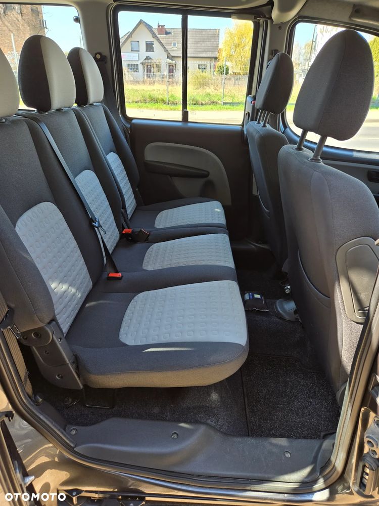 Fiat Doblo 1.4 8V Family - 13