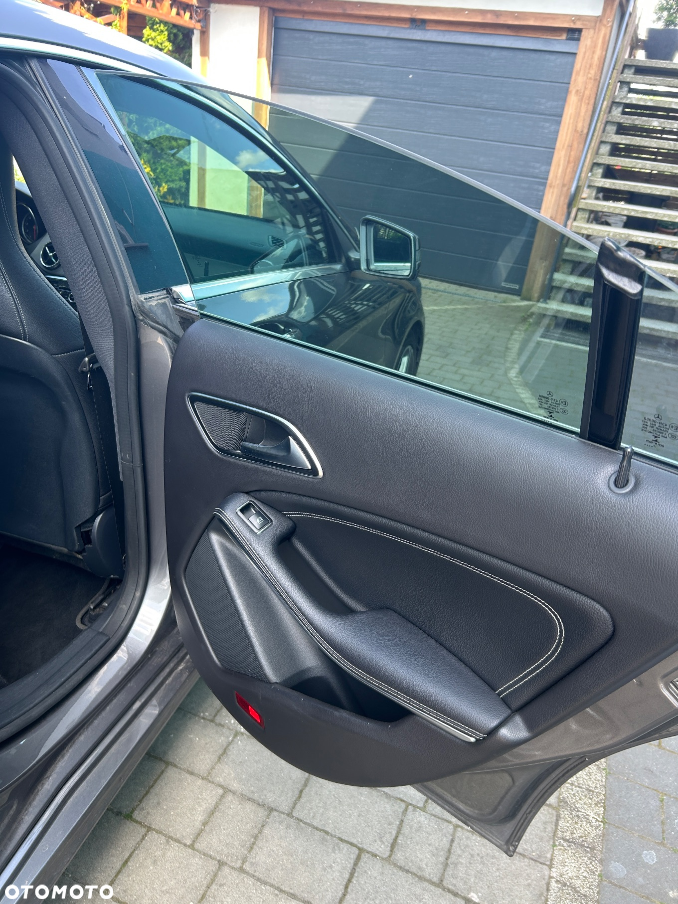 Mercedes-Benz CLA 250 7G-DCT - 19
