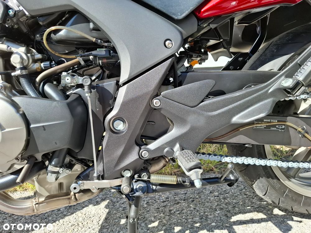 Honda CBF - 28