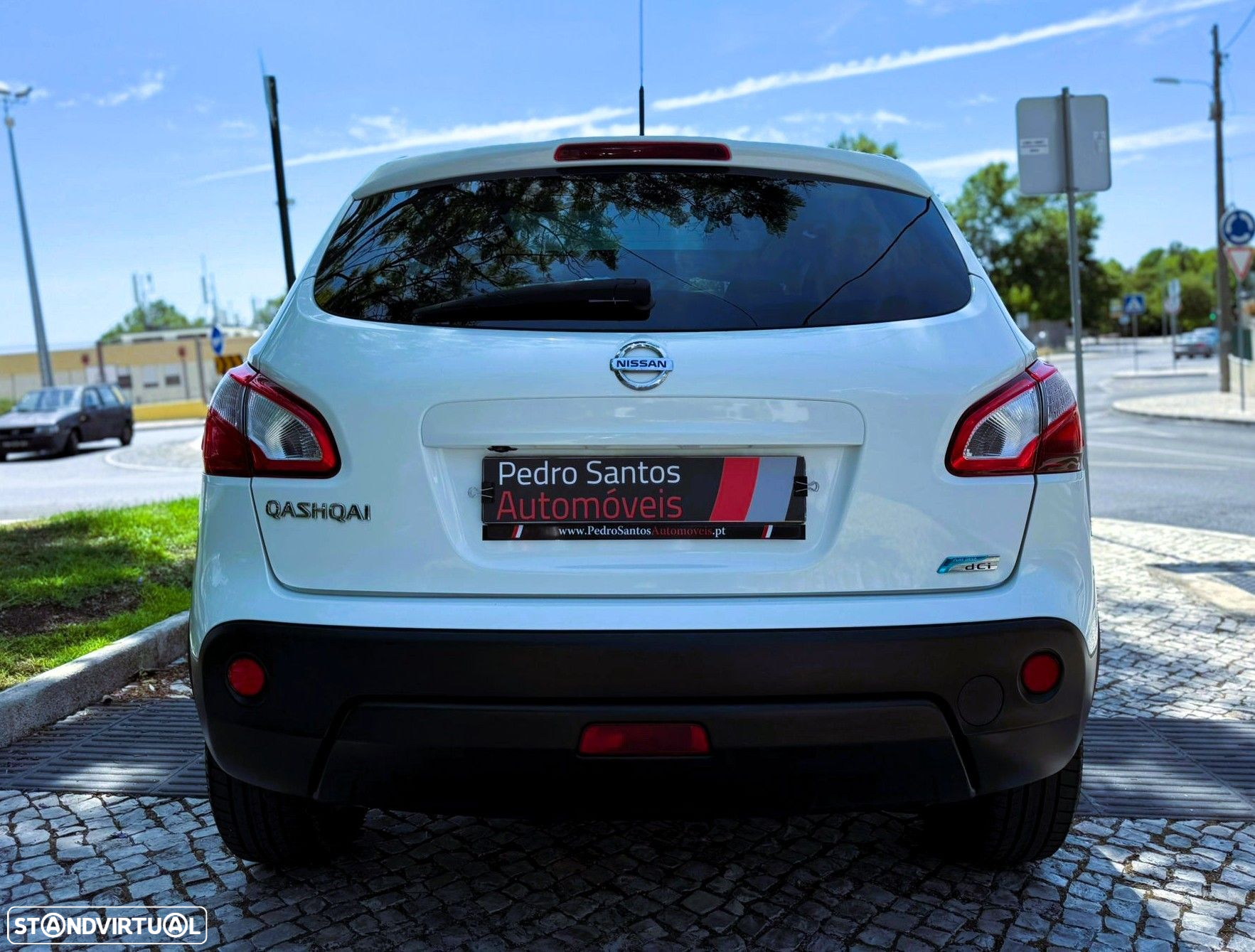 Nissan Qashqai 1.6 dCi N-Connecta 18 - 6