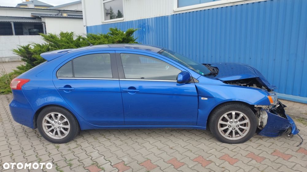 Mitsubishi Lancer - 1