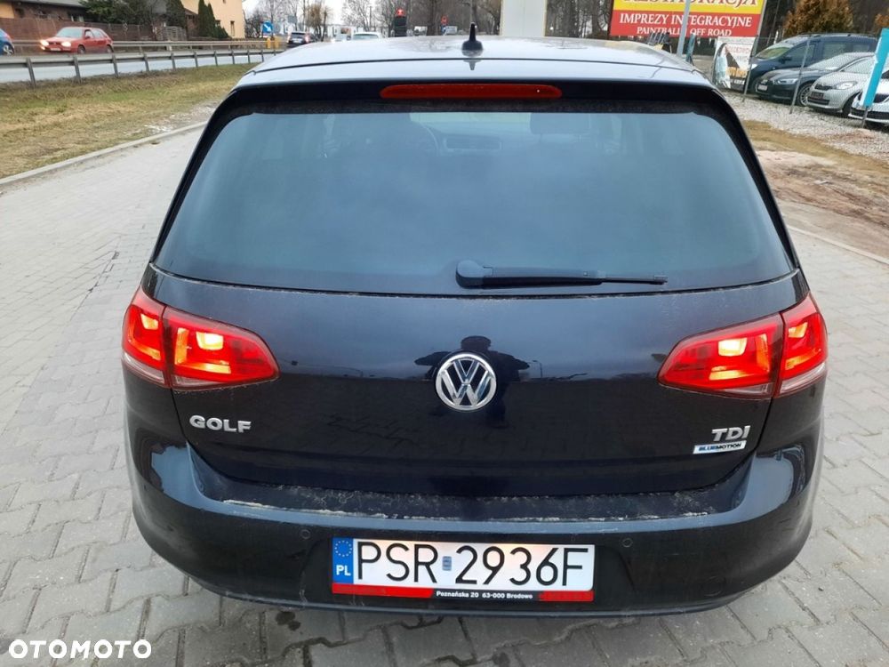 Volkswagen Golf - 8
