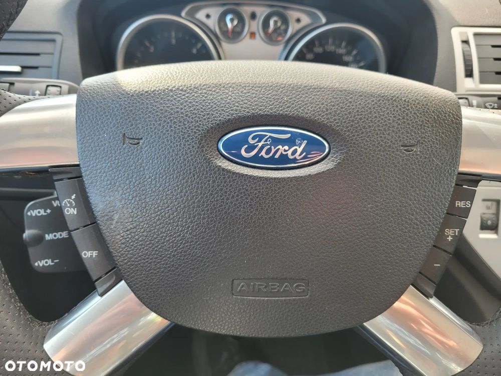 Ford Kuga 2.0 TDCi 4x4 Trend - 15