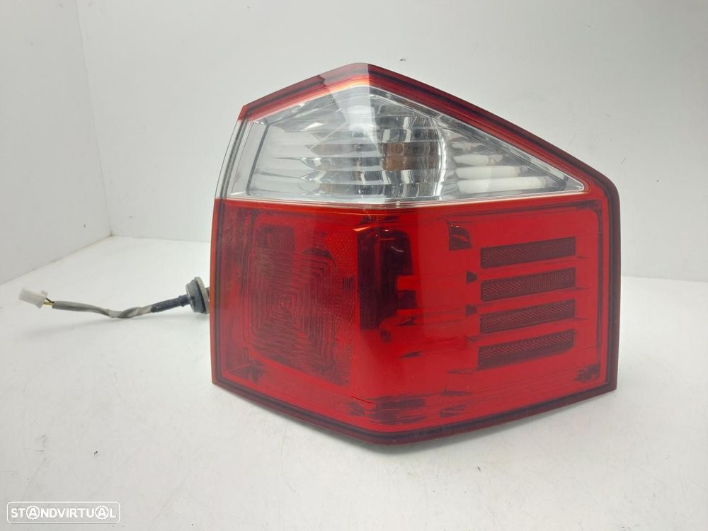 FAROLIM TRASEIRO DIREITO CHEVROLET ORLANDO - 1
