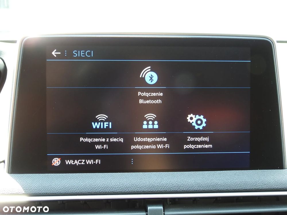Peugeot 5008 1.6 BlueHDI Allure S&S EAT6 - 25