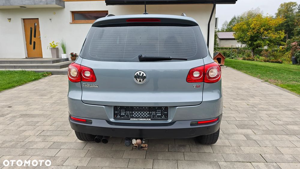 Volkswagen Tiguan - 6