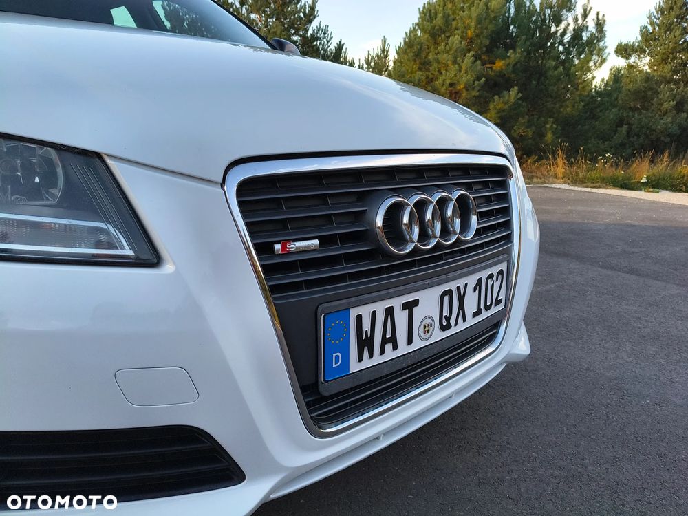 Audi A3 Sportback 1.4 TFSI S Line Sportpaket plus - 11