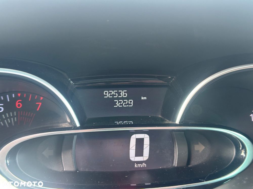 Renault Clio 1.2 16V Limited - 13