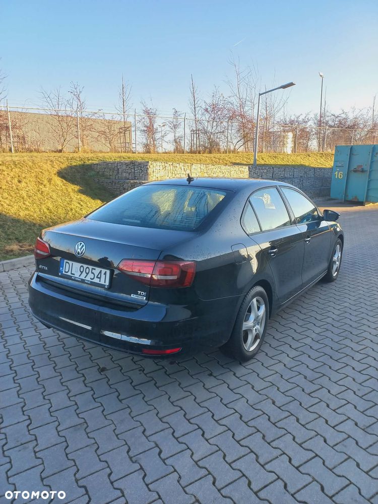 Volkswagen Jetta 2.0 TDI DPF BMT Trendline - 3