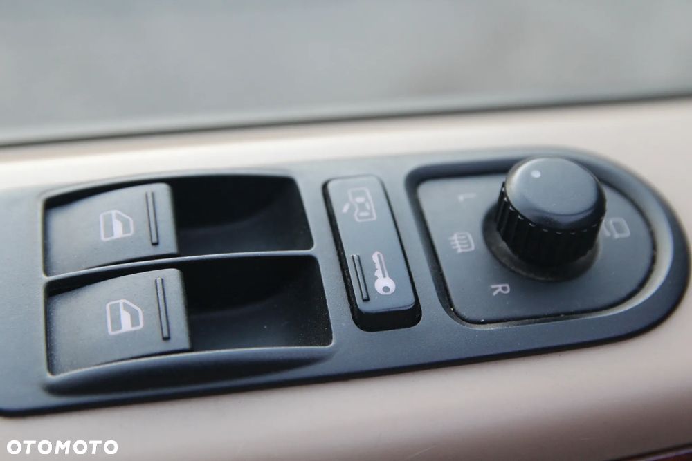 Volkswagen Multivan L1 Highline 4Motion - 20