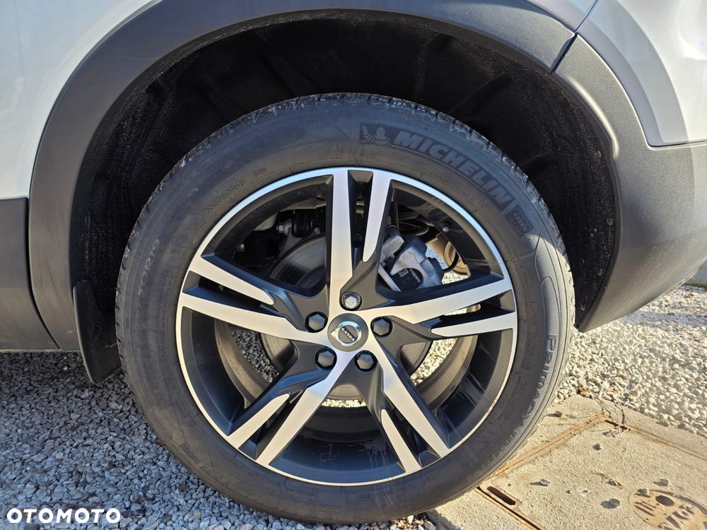 Volvo XC 40 T5 AWD Geartronic R-Design - 27