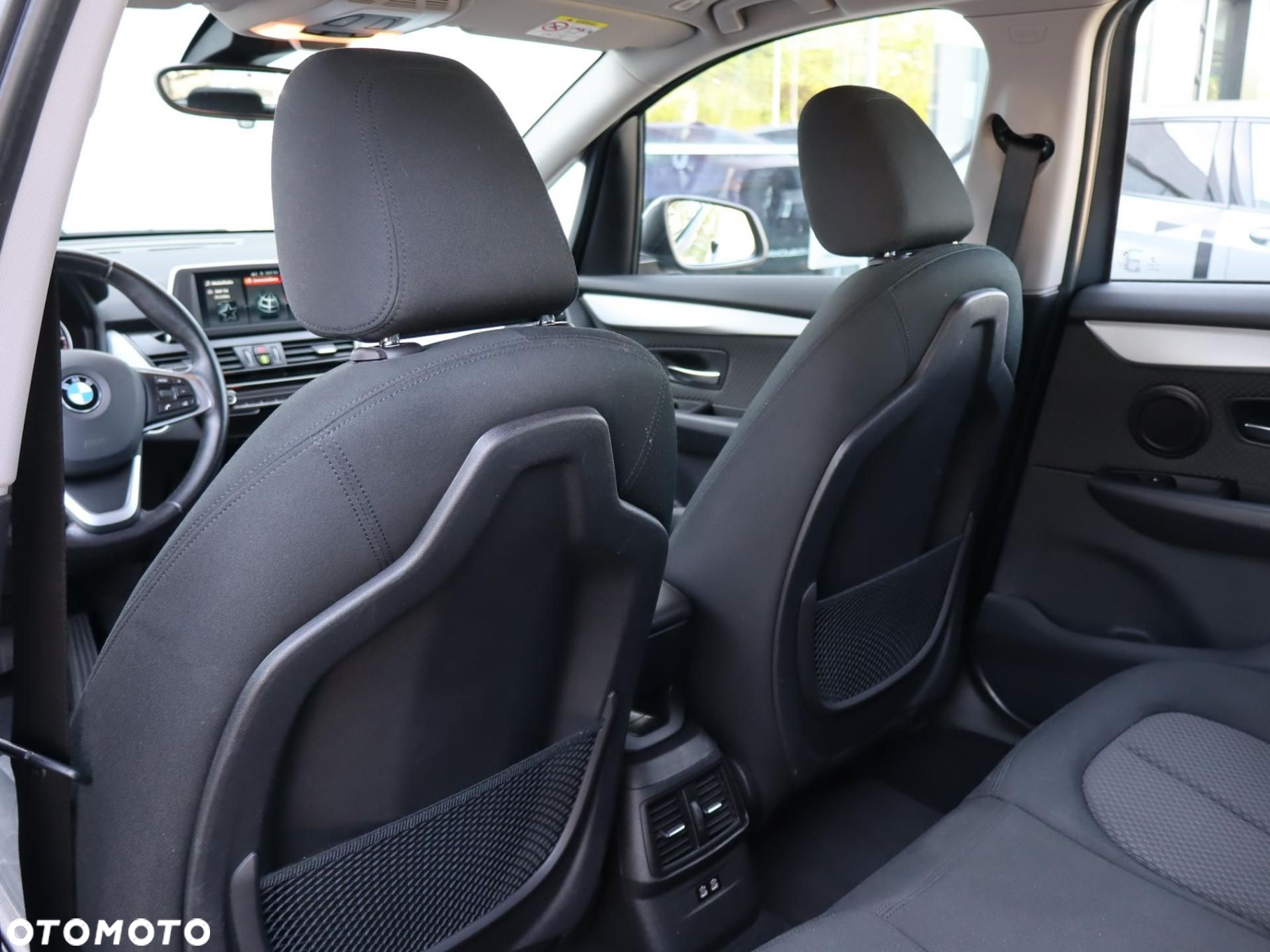 BMW Seria 2 - 16
