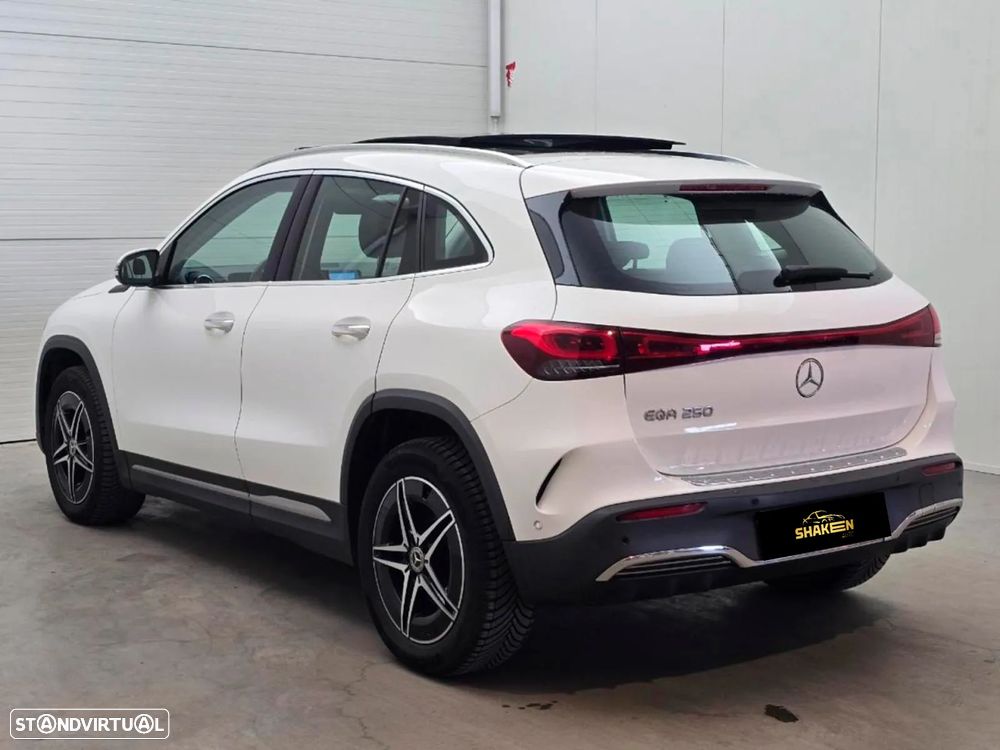 Mercedes-Benz EQA 250 AMG Line - 4