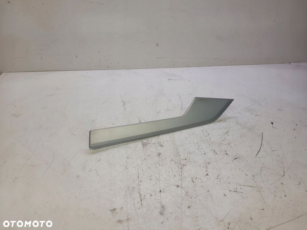 DEKOR LISTWA DRZWI PRAWY TYŁ AUDI A4 B9 8W0867420 - 1