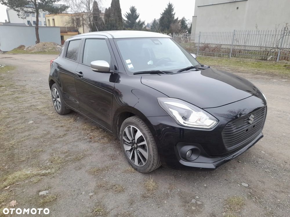 Suzuki Swift 1.2 Premium Plus - 3