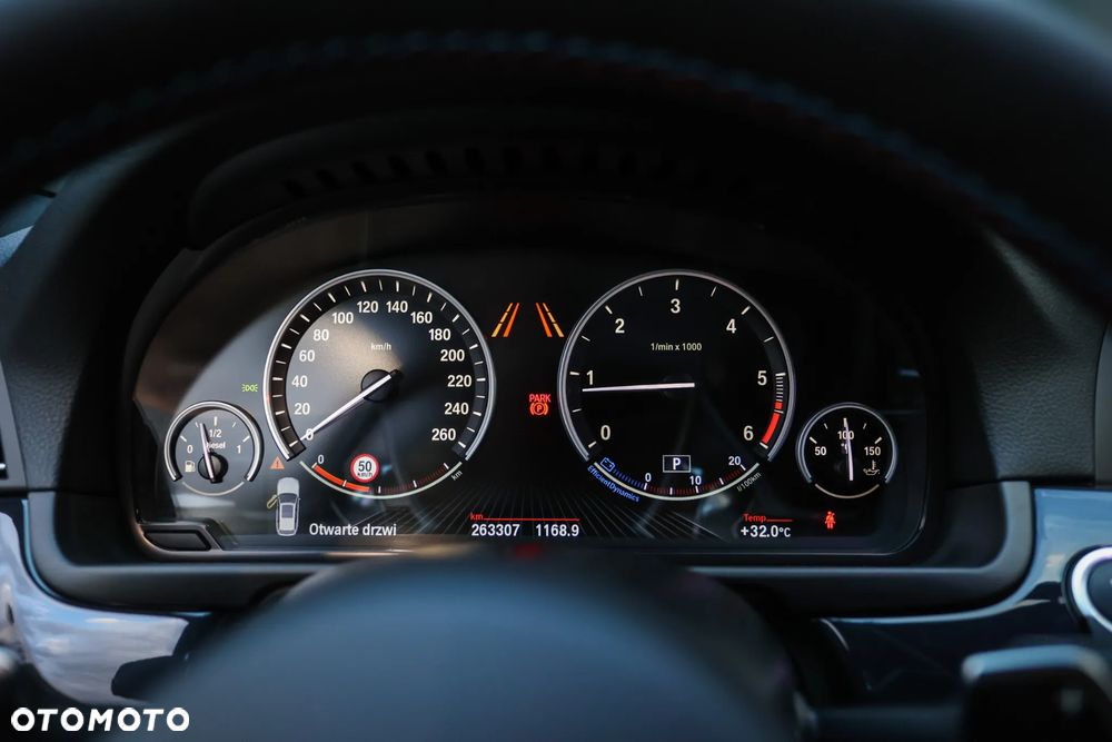 BMW Seria 5 520d BluePerformance Sport-Aut - 31