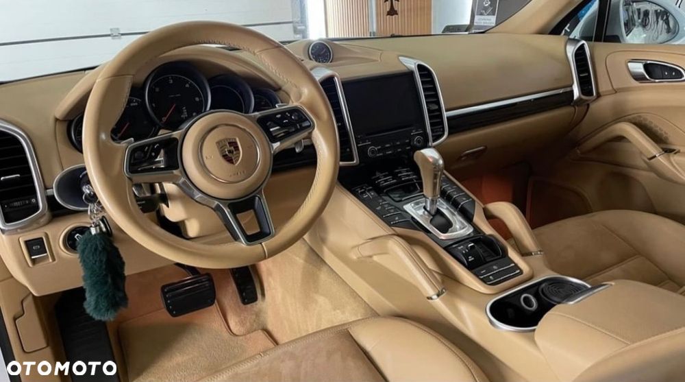 Porsche Cayenne Diesel Platinum Edition - 5