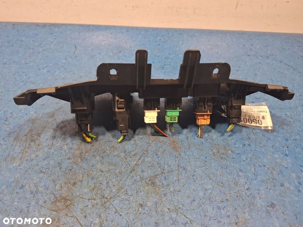 PEUGEOT PARTNER II PANEL STEROWANIA SZYB - 2