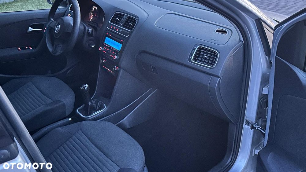 Volkswagen Polo 1.6 TDI DPF Highline - 5