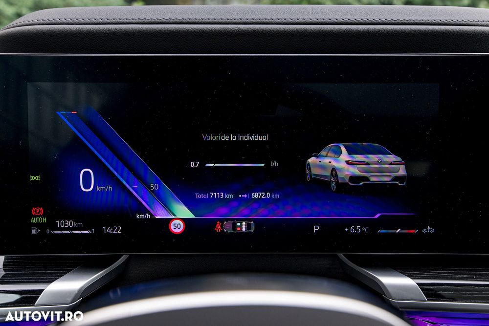 BMW Seria 7 740d xDrive MHEV - 27