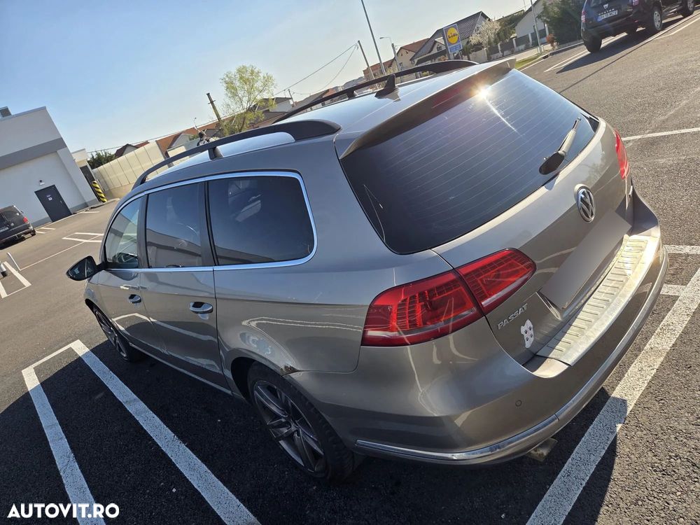 Volkswagen Passat 2.0TDI Comfortline DPF DSG - 8