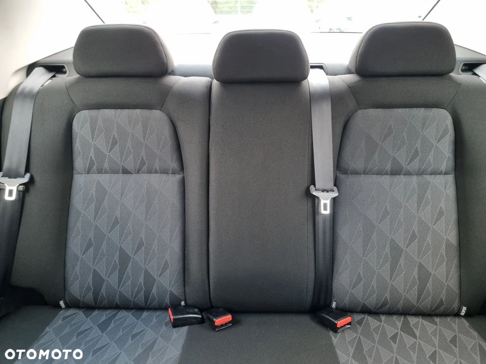 Citroën C-Elysée 1.6 VTi Exclusive EU6 - 26